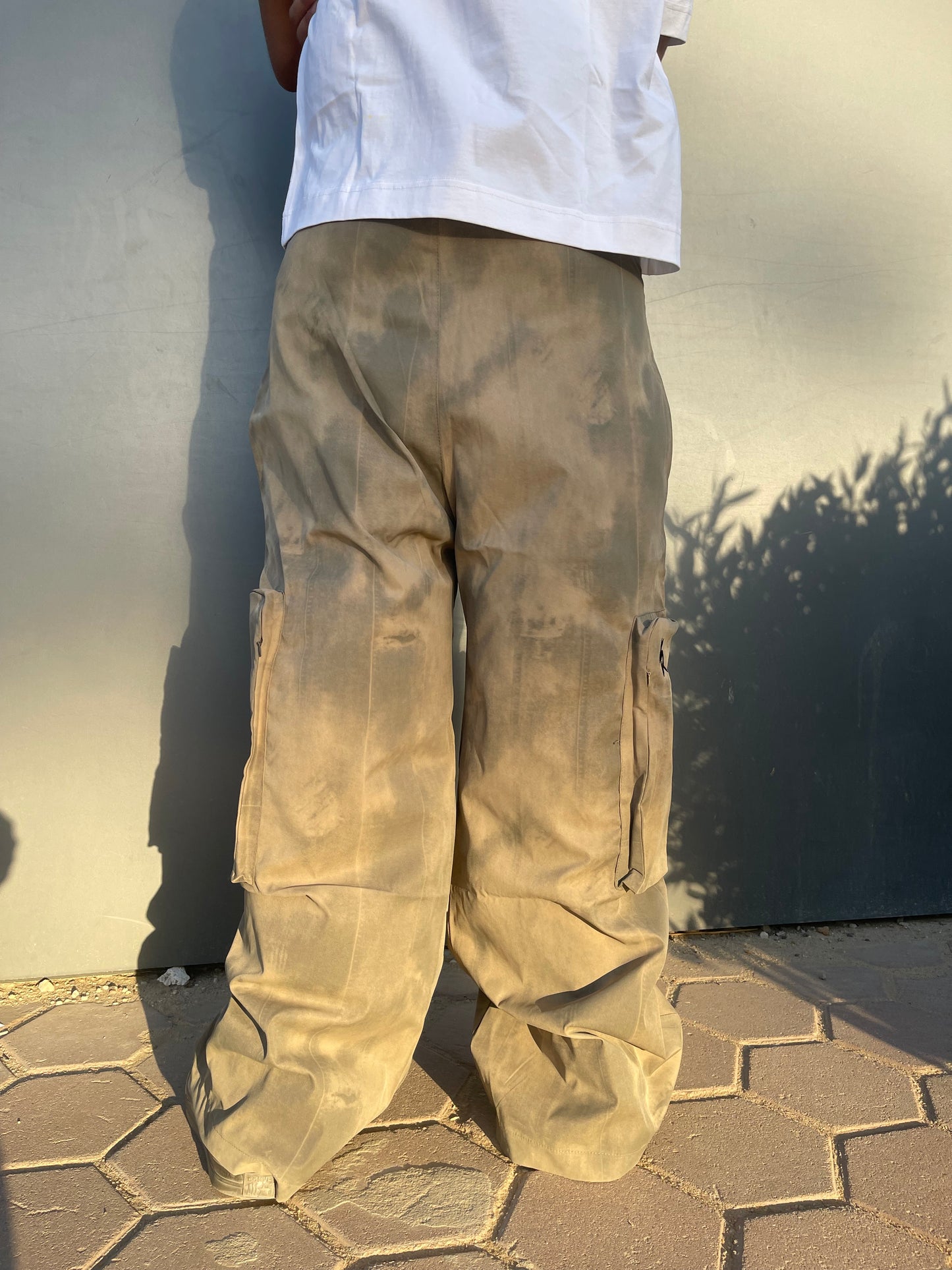 Dirty cargo pants (beige)