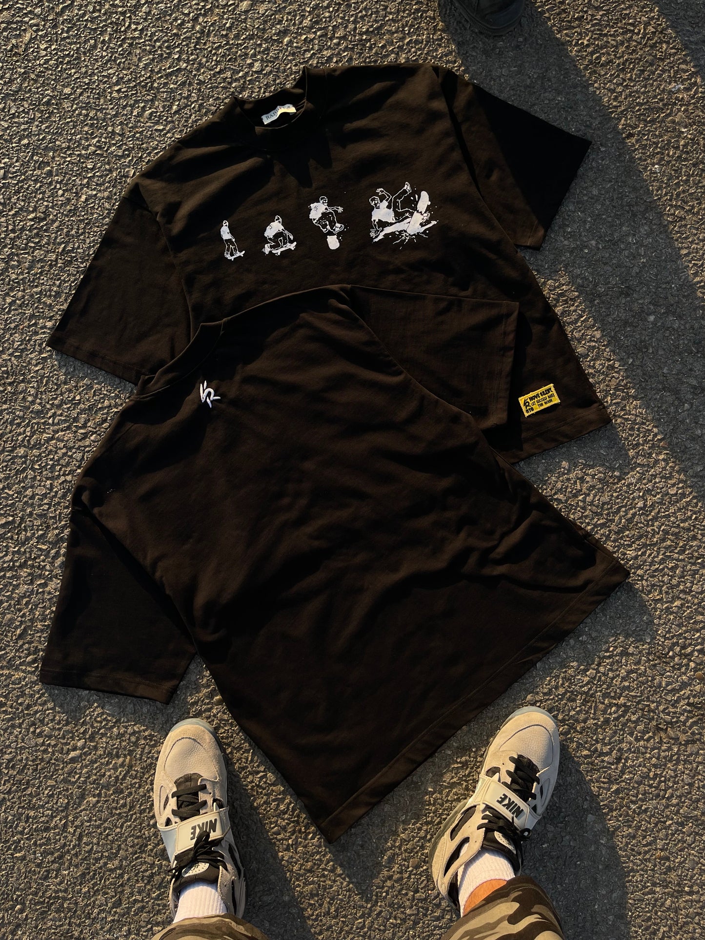 Rabbit Black skate T-shirt
