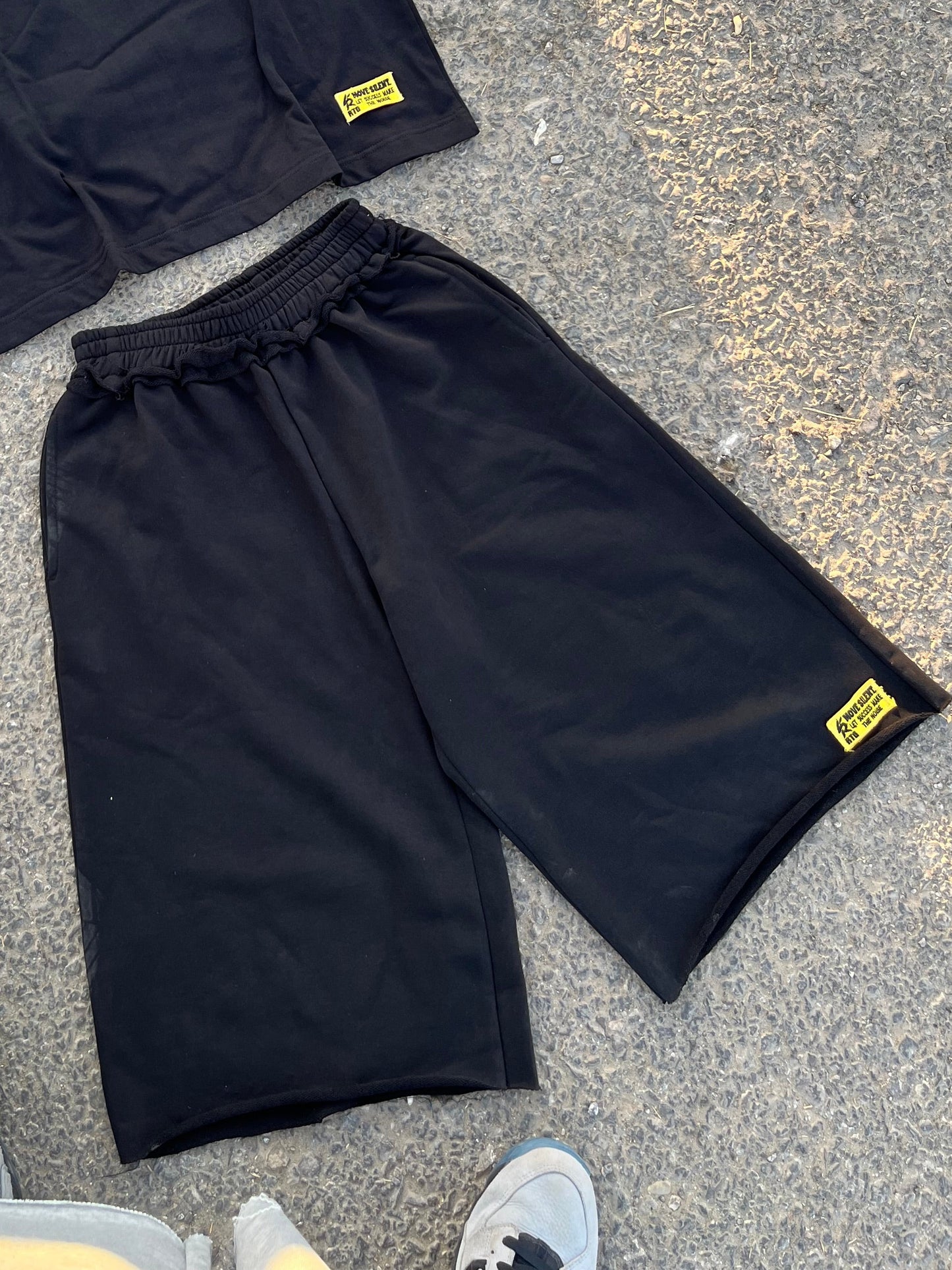 Rabbit black short