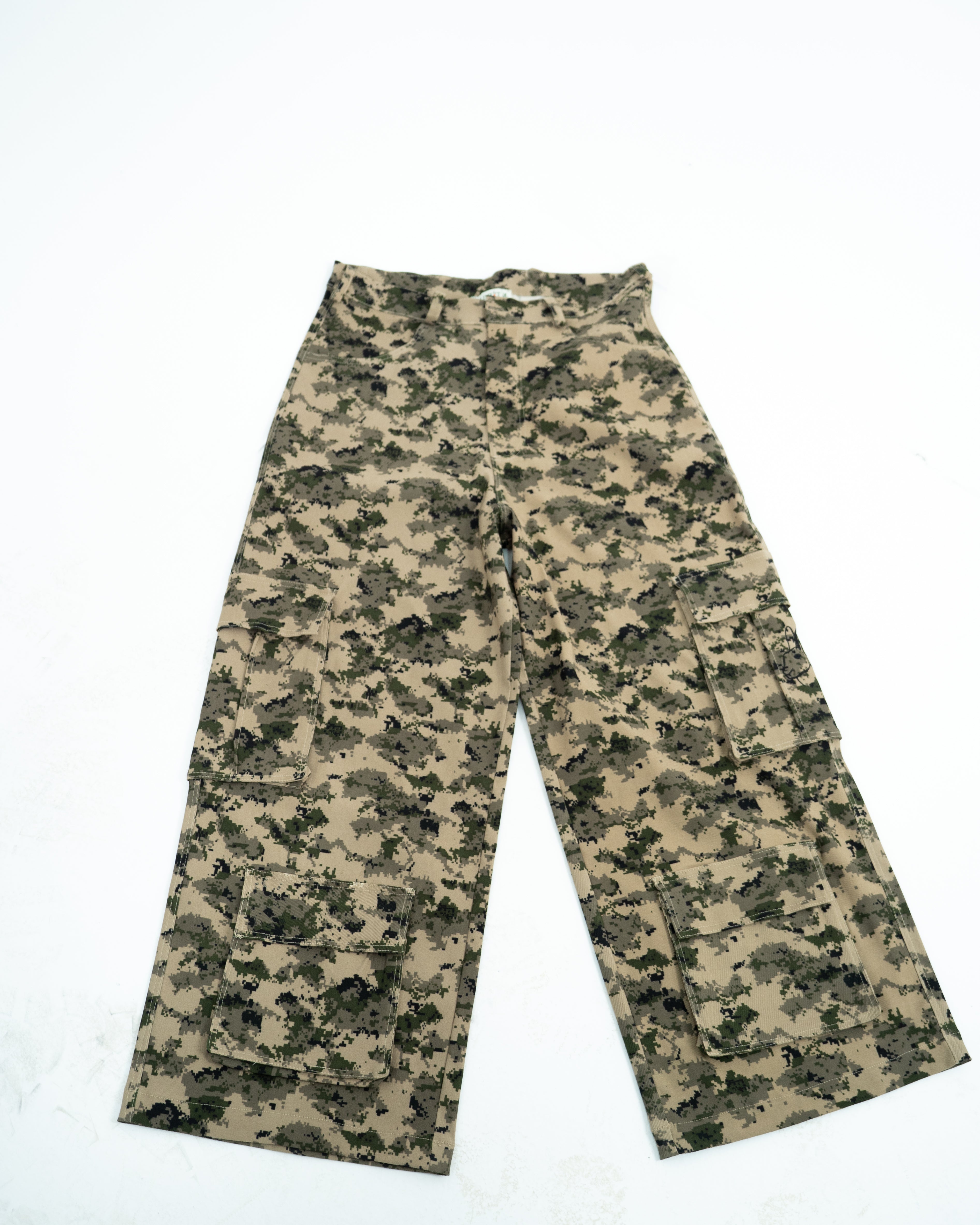 CARGO PANTS-DIGI CAMO (BEIGE) – RABBITCLOTH