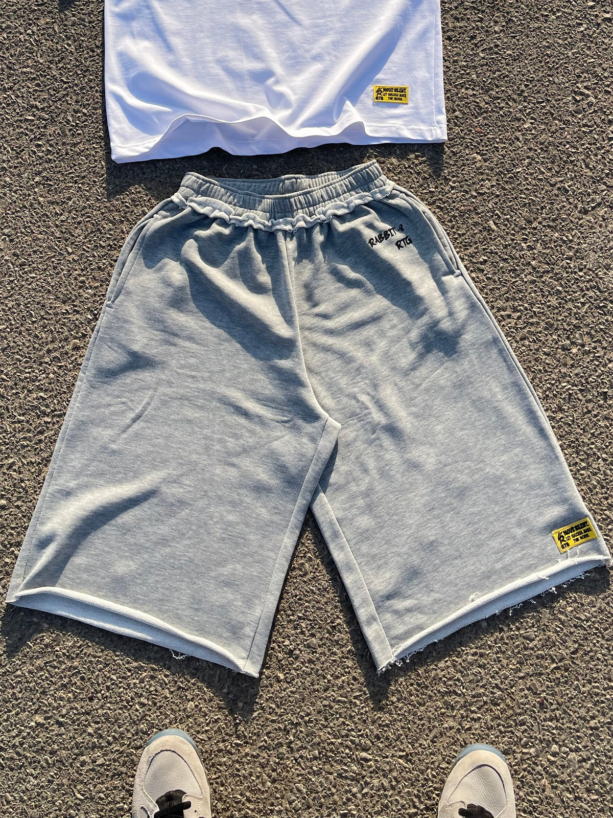Rabbit grey short
